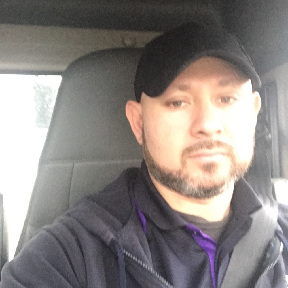 Meet your Posher, Luis a